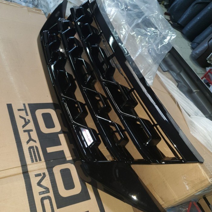 Grill Depan Rush Front Grille Mobil Terios 2018 2019 Up TRD Otoproject