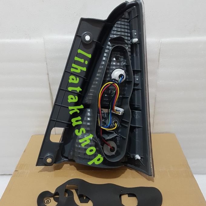READY STOK Lampu Stop Belakang Tail Lamp Innova VVTi New 2008 2009 2010 2011