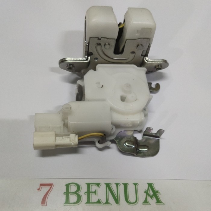 DOOR LOCK BAGASI BELAKANG TOYOTA AGYA-AYLA ORIGINAL