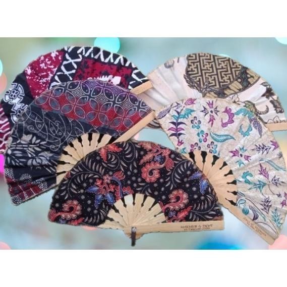 DISKON kipas tangan lipat model batik jumbo besar