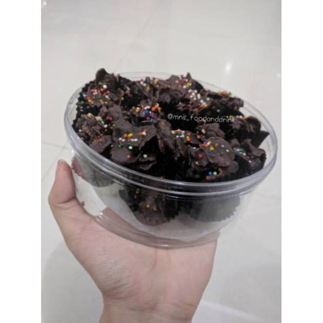 

CR - Pre order Cornflake Coklat / choco cornflakes snack coklat Valentine / Kue natal / Kue Lebaran / Kue Imlek TERLARIS