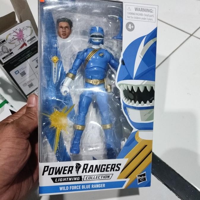Hasbro. Power rangers lightning coll. wild force blue ranger