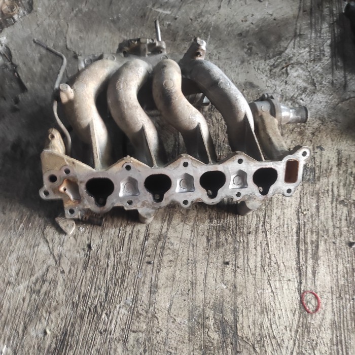 Aksesoris Intake Manifold Suzuki Apv Original