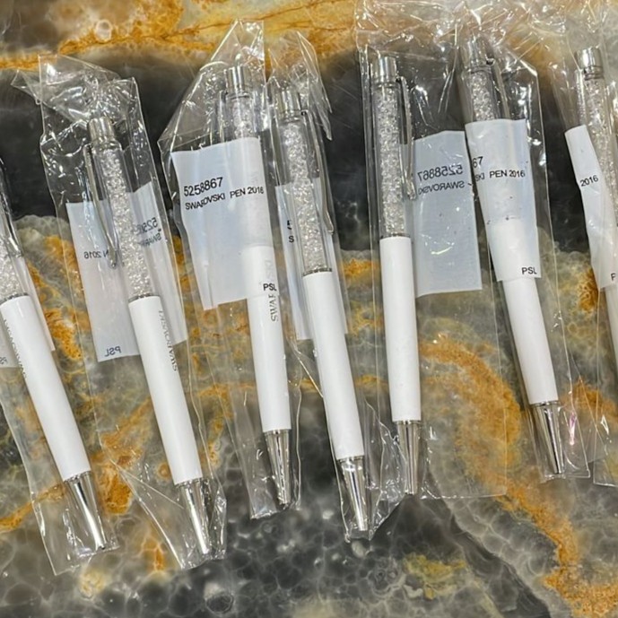 

Ready Swarovski Crystalline Pen Putih - Plastik