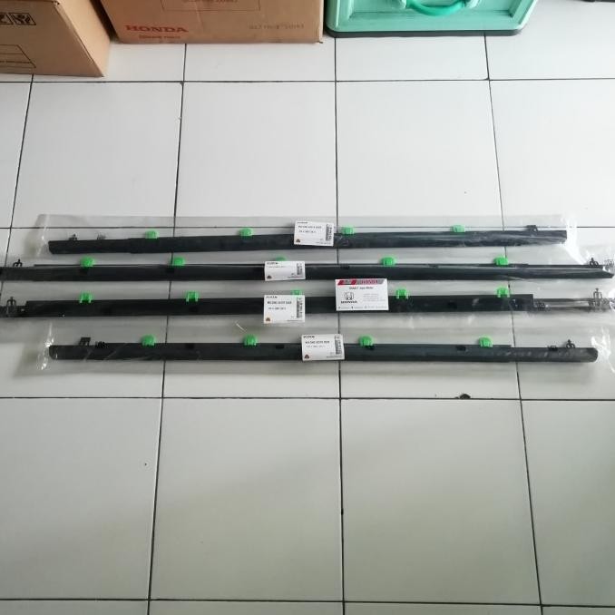 karet pelipit kaca luar honda CRV RM Gen 4