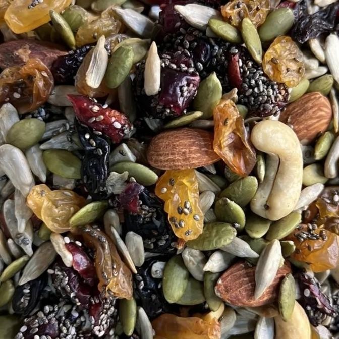 

Premium Trail Mix Nut 1Kg PS22