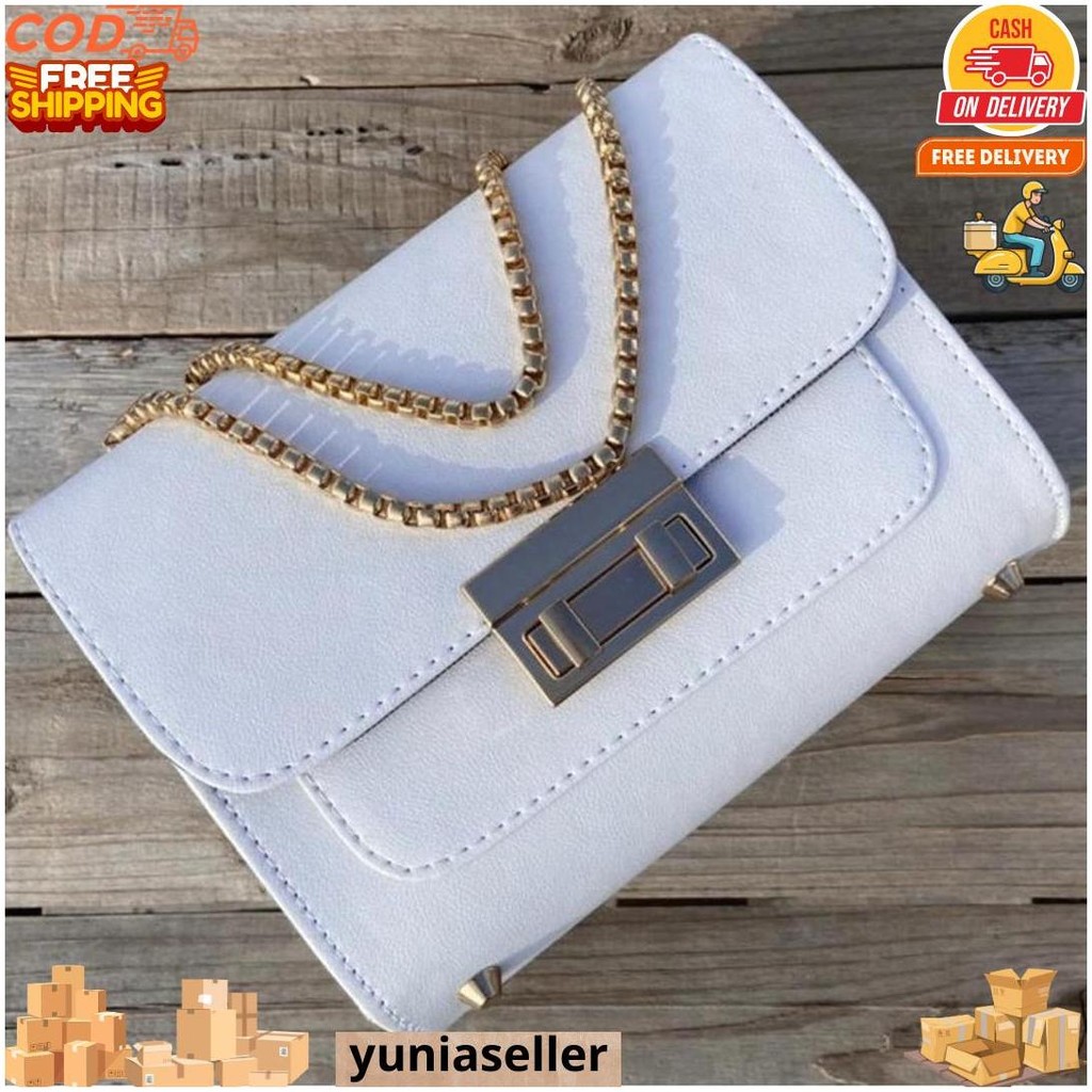 

[Clara Bag]Hampers Gift Box Tas Salempang Clara/Kado Pacar/Kado Bestie/Hadiah Ulang Tahun Tas Cewek/Kado Wedding/Kado Anniversary/Kado Valentine/Kado Hari Ibu/Kado Hari Guru/Hampers Lebaran/Hampers Ramadan/Kado Ayang/Kado Guru D Termurah