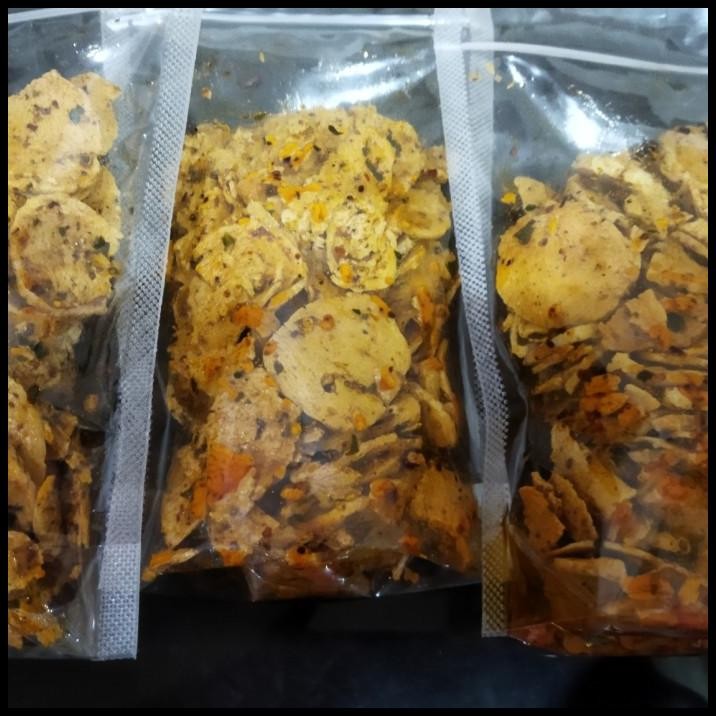 

HOT DEAL BASRENG KRIPIK BALADO DAUN JERUK 100 GRAM !!!!!!