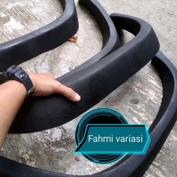 Over Fender Jimny Katana Kotak Polos