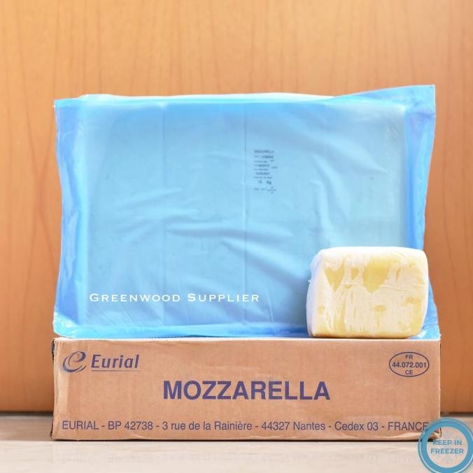 

PROMO Keju Mozzarella Eurial / Mozzarella Cheese Eurial (1kg)