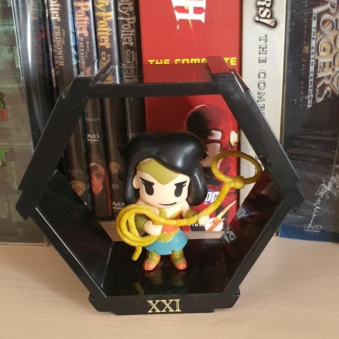 hexagon xxi Wonder woman