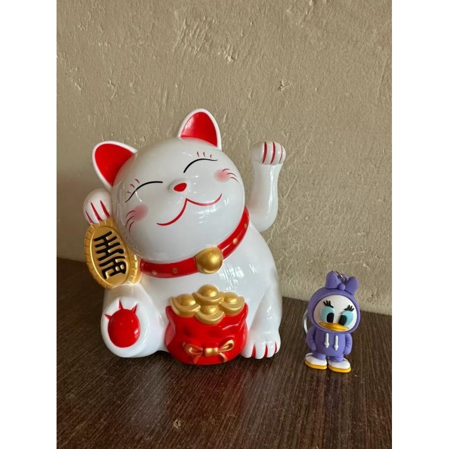 LKJ Patung Pajangan Kucing Hoki Lucky Cat Maneki Neko fengshui Rejeki Cina Jepang Tenaga Baterai Buk