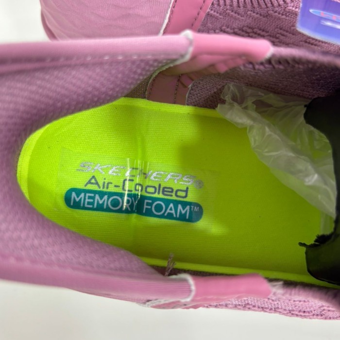 Grosir Skechers Slip Ins Glide/Sepatu Skechers Slip In Glide/Sepatu Wanita