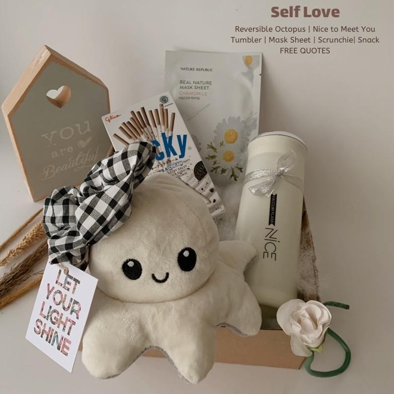 

DISKON! Self Love Gift Set / Hampers Birthday / Gift Box Graduation / Hadiah Ulang Tahun / Gift Set Pacar Cewek / Kado Pacar Cewek / Souvenir Anak-Anak