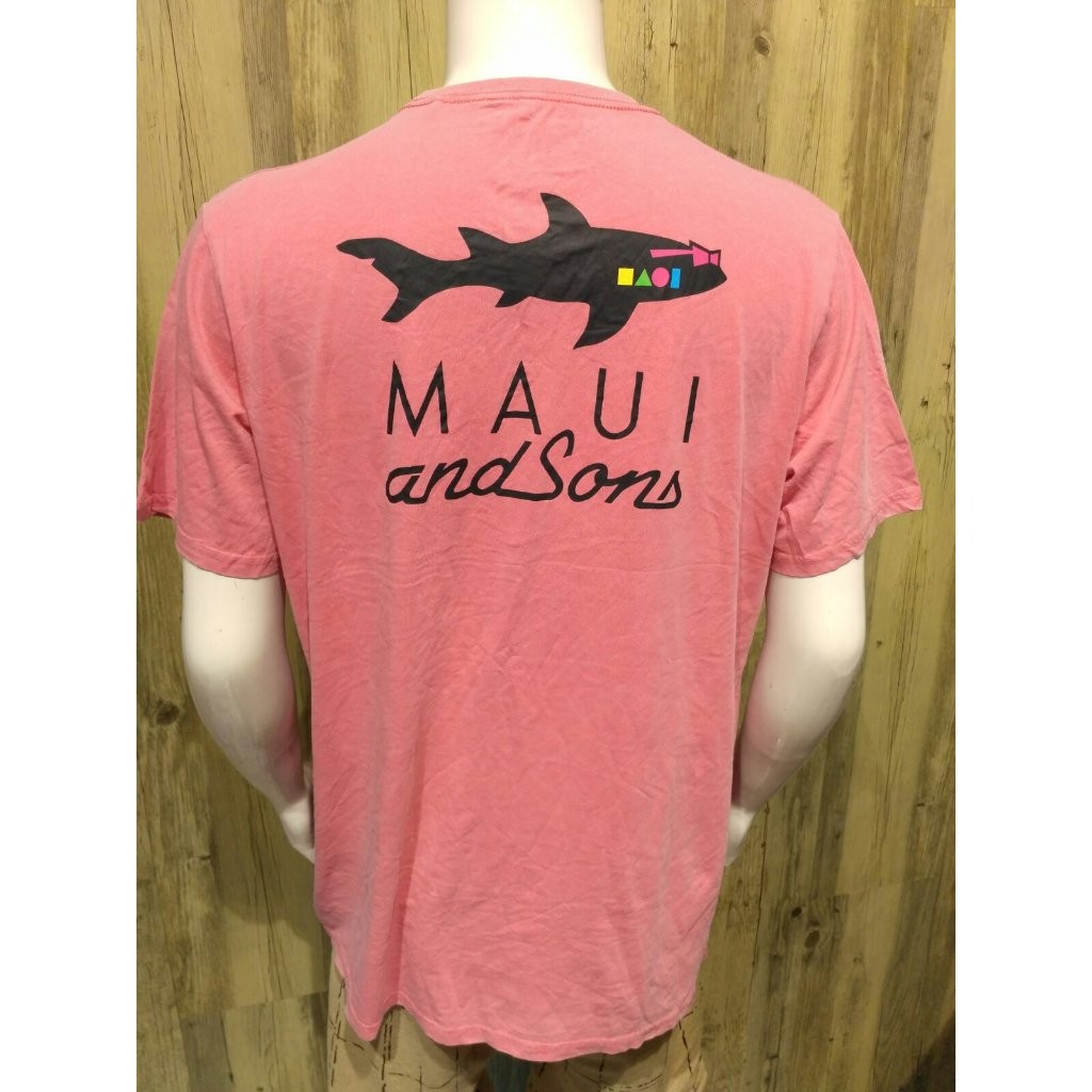 Kaos Motif Hiu Merah Muda Maui and Sons |TKd7Lw6u|
