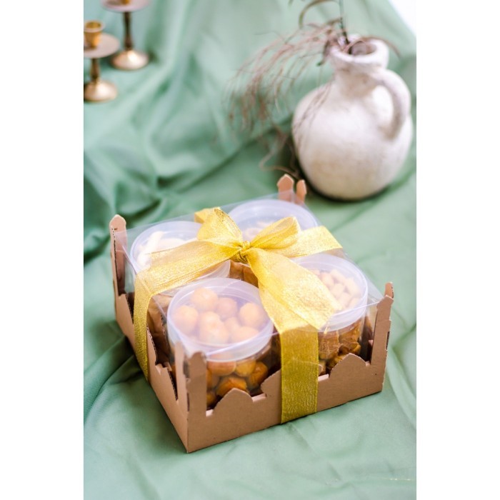 

Dus Mika Lebaran Box Toples Jar 750ml isi 4 Kue Kering Eid Idul Fitri