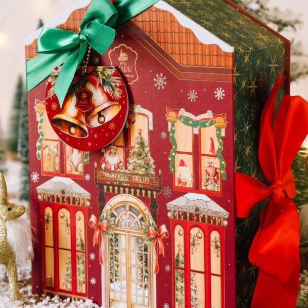 

Pia Madu Christmas Hamper - Noel