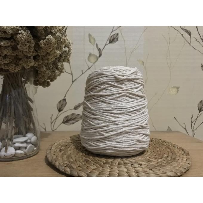 

Tali macrame kur kualitas premium twist 4 mm beige 1 kg