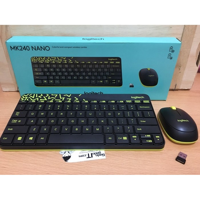 LOGITECH MK240 NANO Paket Wireless Keyboard MK240 & Mouse Combo MK240