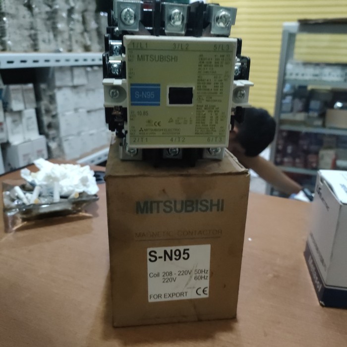 Kontaktor Mitsubishi S-N95 220V / Contactor Mitsubishi SN-95 220V