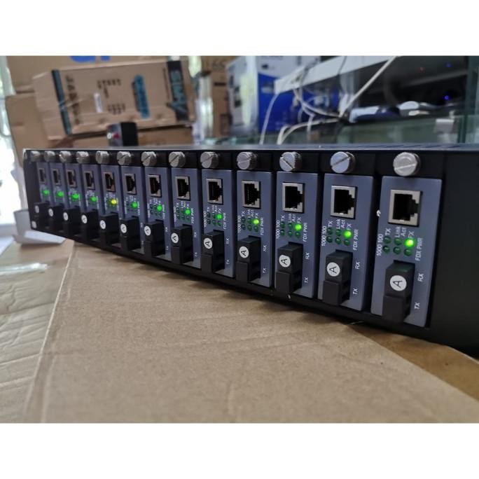 Rack FO Media Converter - Rackmount FO Media Converter - 14 Slot - 2U