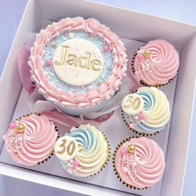 

Cupcake Bento Combo Bento Cake Combo Cupcake Package Package Bento Forsale!