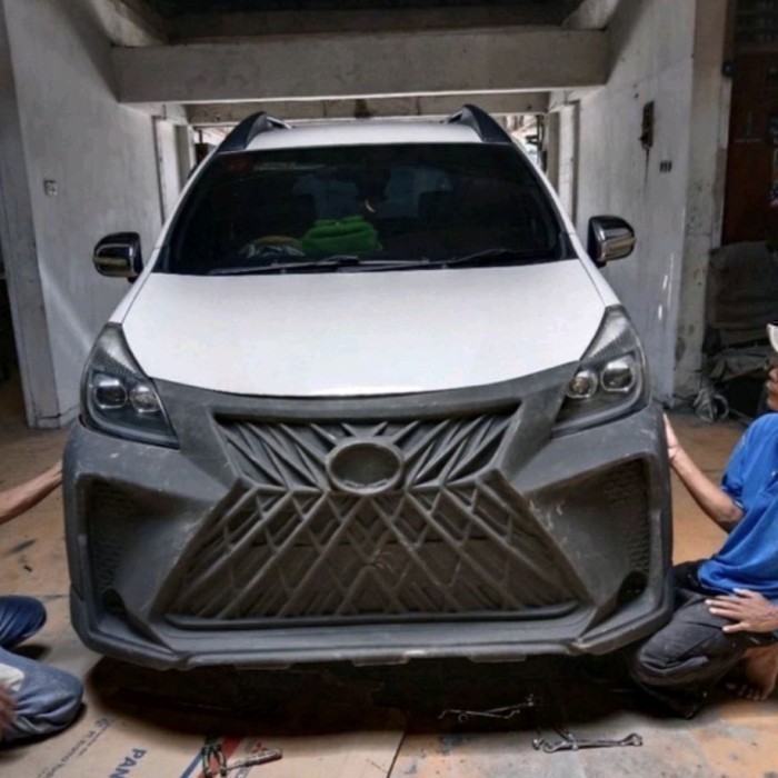 BODYKIT TOYOTA AVANZA 2011-2014 CUSTOM LEXUS