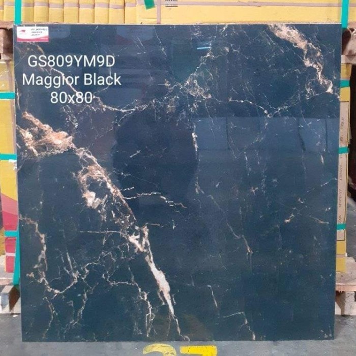 Granit / keramik 80x80 Garuda Maggior black Glazed