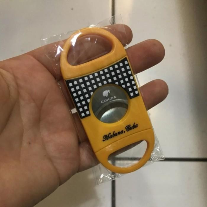 

Cutter - Sesuai Di Gambar