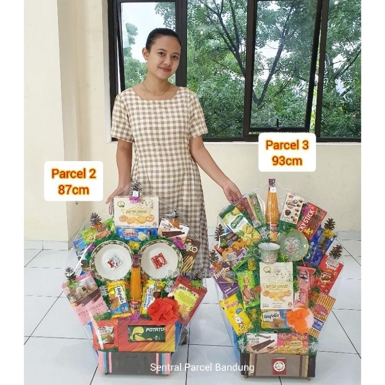 

shu parcel natal bandung / paket parsel tahun baru wisuda murah / christmas hampers medium
