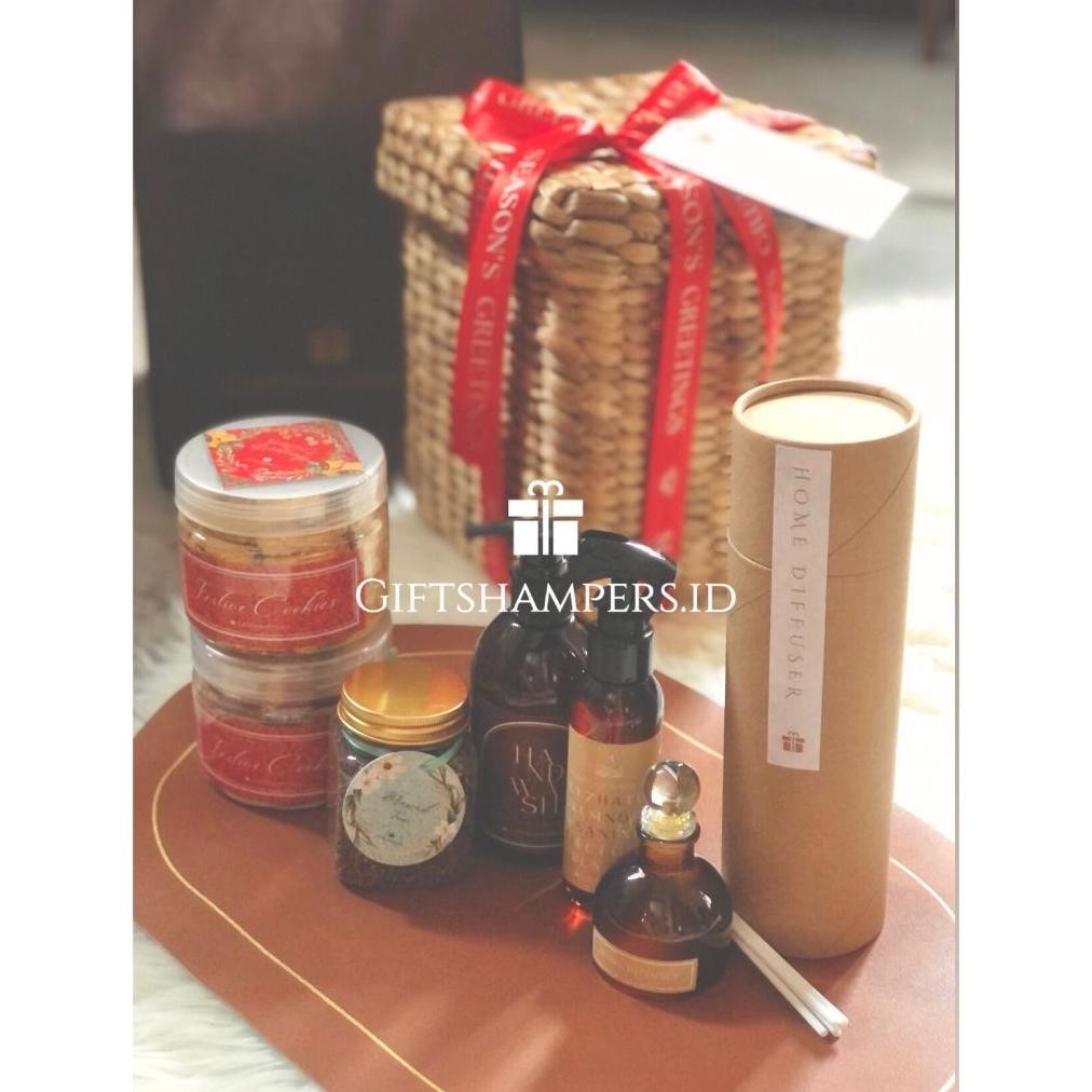 

shu twinkle- giftshampers parcel natal | christmas hampers | new year tahun baru gift set