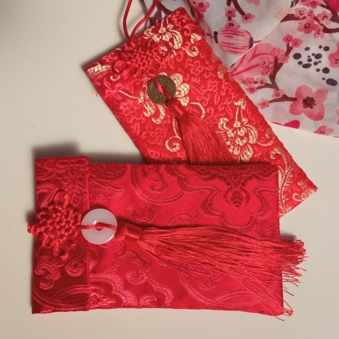 

Produk Unggulan] angpao merah dompet amplop imlek kain damask chinese new year potrait