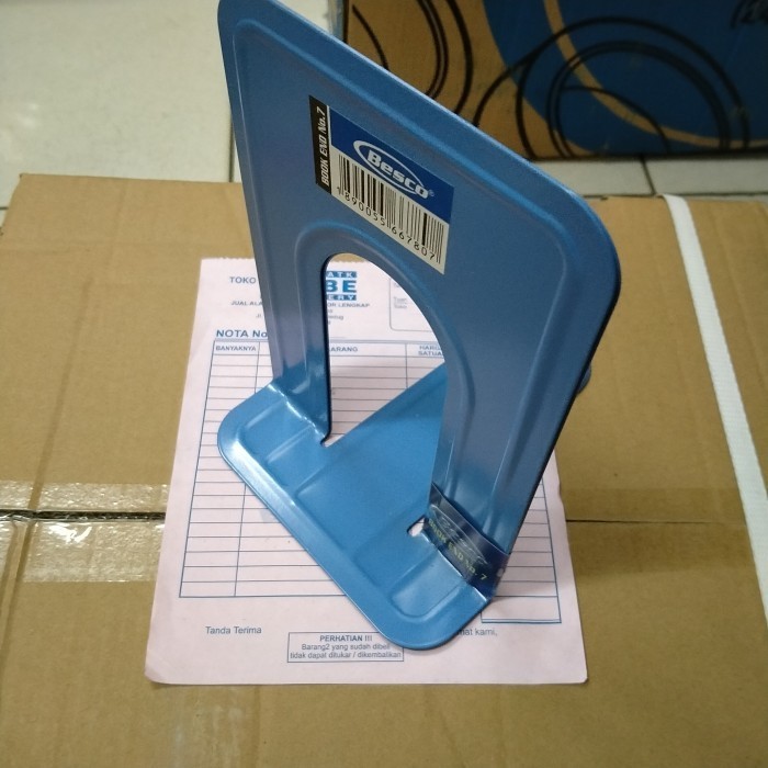 

Andra - X5Q Book End Besco (Standar Buku/Pembatas/Stand Book Besi) H86