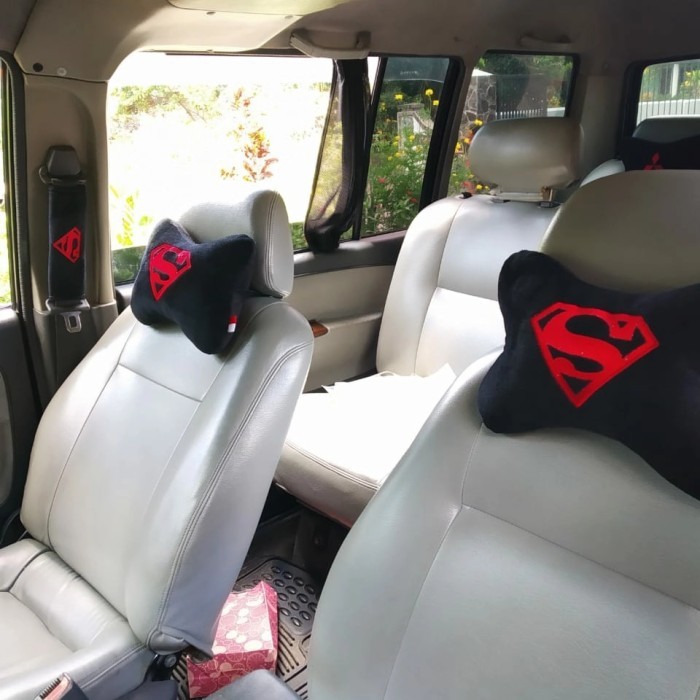 Interior Bantal Kepala Mobil Karakter 1 Set Bordir Superman