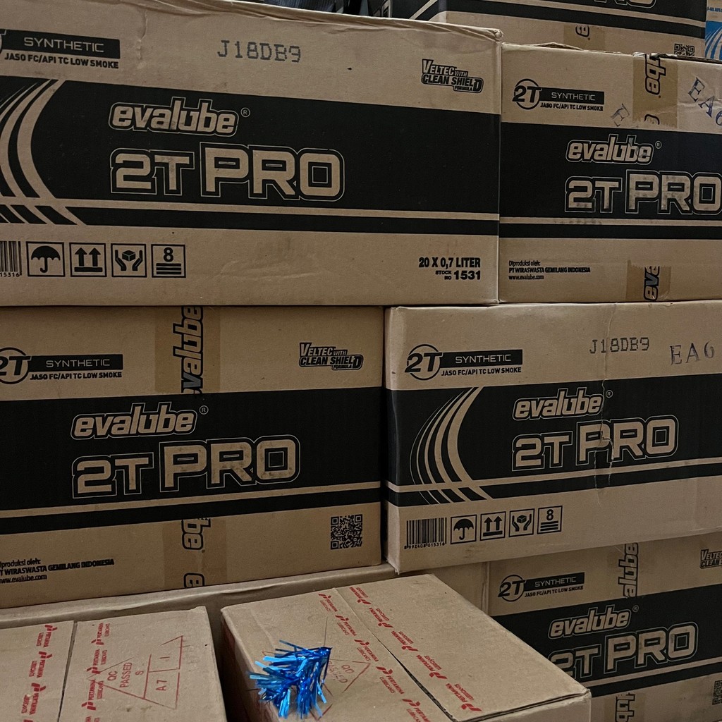 Oli Samping Evalube 2T Pro | 0,7L (1 DUS - Isi 20 pcs)