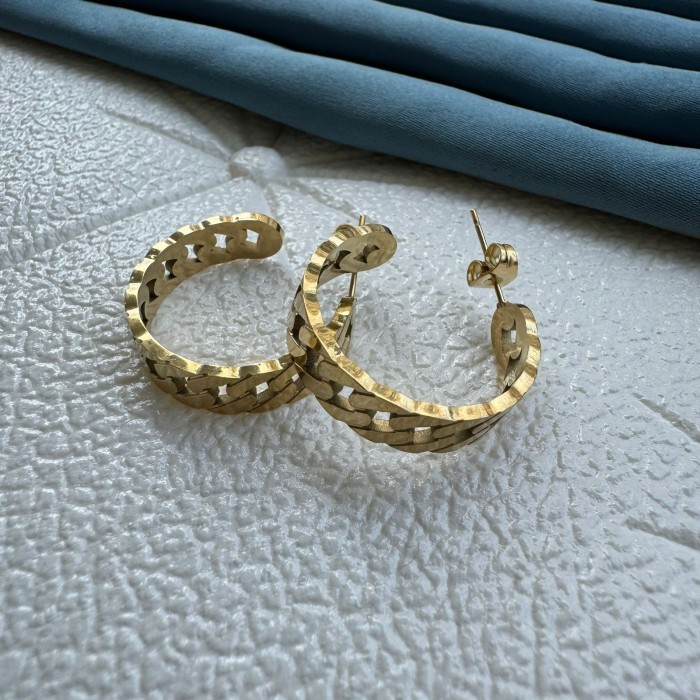 Ready Anting wanita titanium model sisik naga anti luntur, anti karat import
