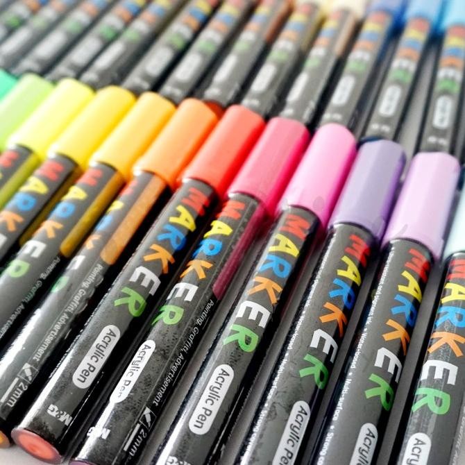 

M&G ACRYLIC MARKER PEN SPIDOL AKRILIK 2.0 MM PERMANEN WATER BASED