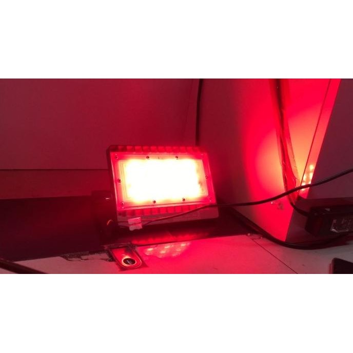 Flood Light Lampu Tembak Sorot 50 Watt 50W Warna Merah Red Led Smd Outdoor Lampu Panggung Pameran