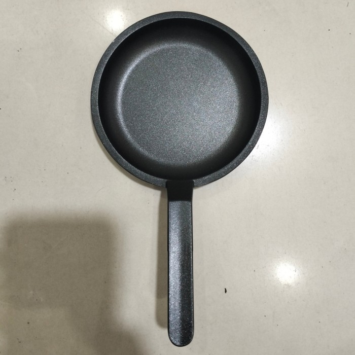TERLARIS WAJAN TELUR CEPLOK TEFLON MERK BIMA PREMIUM 12 CM