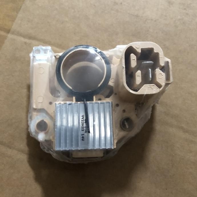 /////] FUNAWA - IC REGULATOR MITSUBISHI T120SS NEW