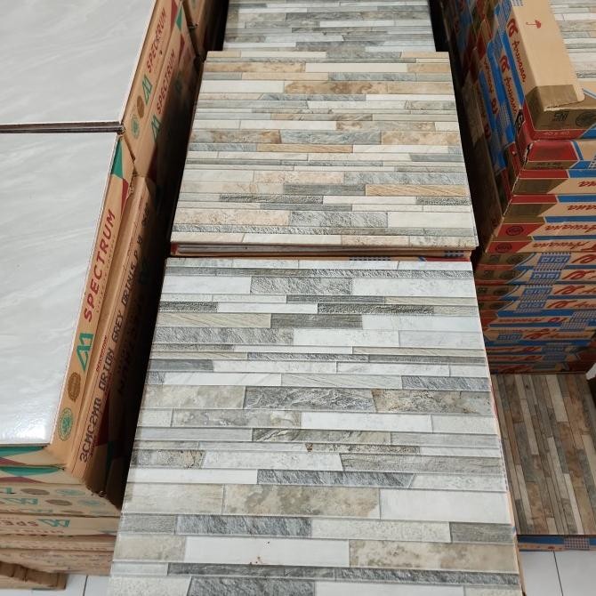 >*>*>*>*] keramik batu alam 40 x 40 arwana grey brown