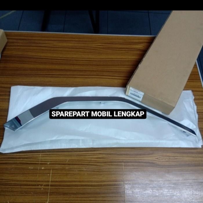 [Bisa Cod] List Chrome Depan Kanan Bawah Bumper Xpander Ori Mitsubishi 6407A188 - Perlengkapan Varia