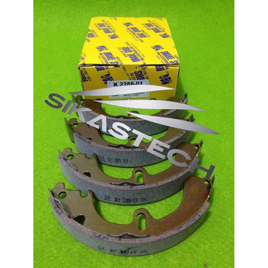 Set Rear Brake Shoe Kit / Kampas Rem Tromol Sepatu Roda Belakang Lengkap Kanan Dan Kiri Toyota Corol