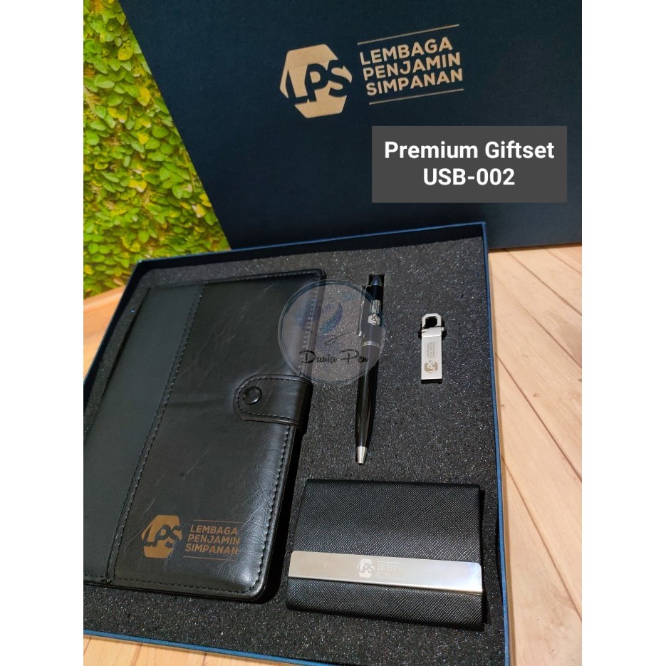 

Giftset USB Premium (Usb + Pen+ Notes A5+Card Holder) Gift set Elegan