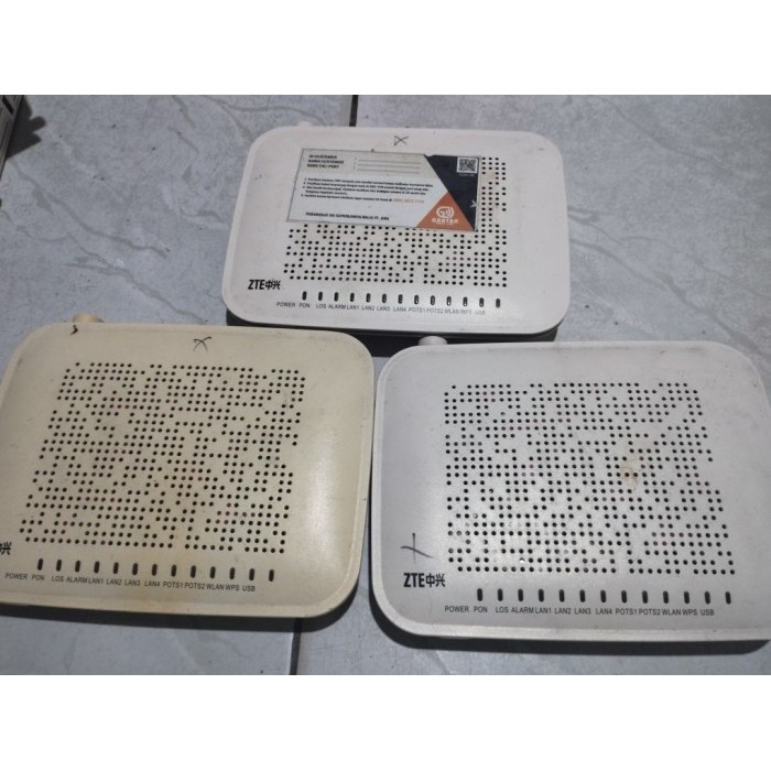 Modem ZTE Router F660 (GPON ONT) (rusak)