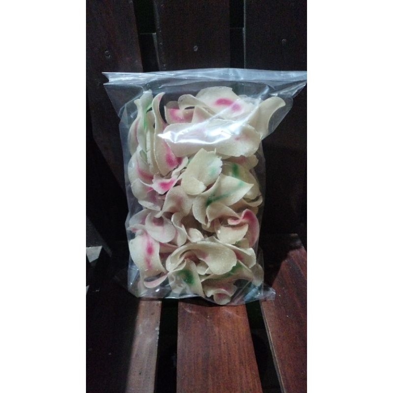 

Kerupuk Cangkir, Kerupuk singkong, berat besih 250g gurih lezat halal