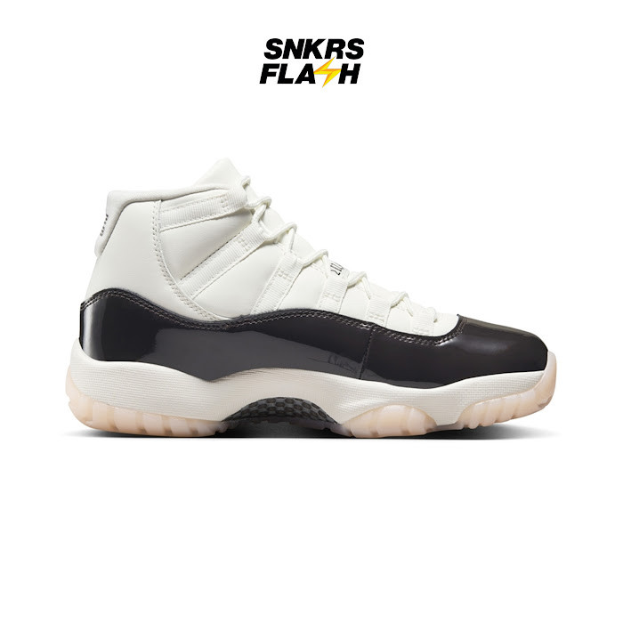 NIKE 11 Retro Neapolitan Sepatu Sneakers Unisex - AR0715101 - Size 37.5