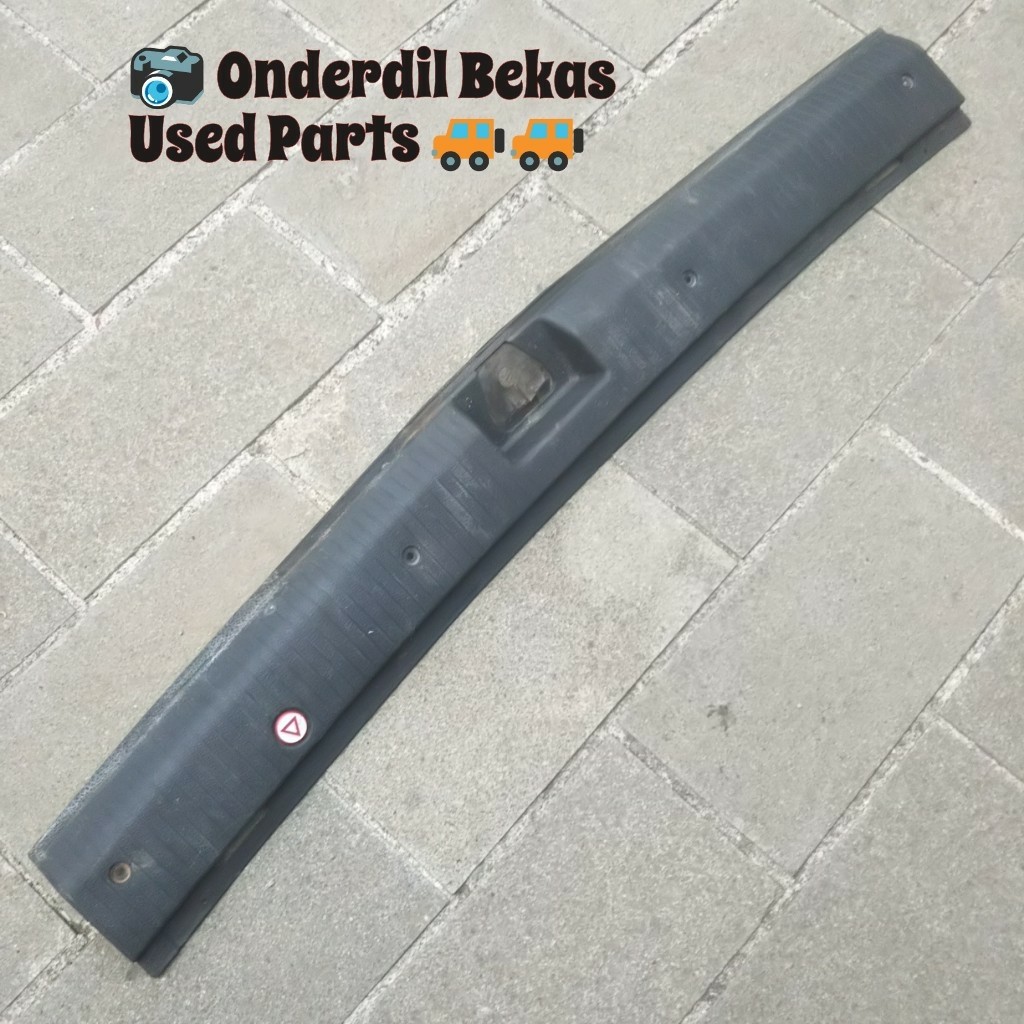 boot trim cover boot lock 90580331 Chevrolet zafira