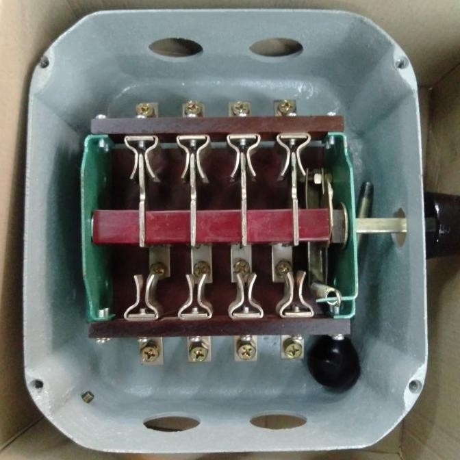 Ohm Saklar Gensetr  63A/Tuas Pln Genset 63A Mde 63A