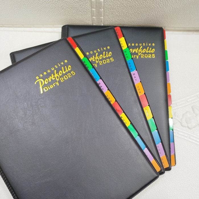 

buku agenda fort folio tahun 2025/ buku agenda catatan harian